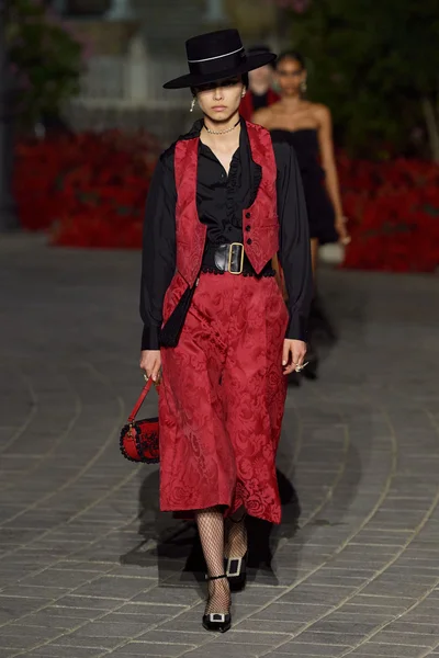 Look 33